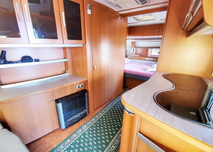 אתר קמפינג и Kаравани дрийм гардения