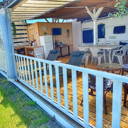 Camping и Kаравани дрийм гардения Kiten (Burgas)