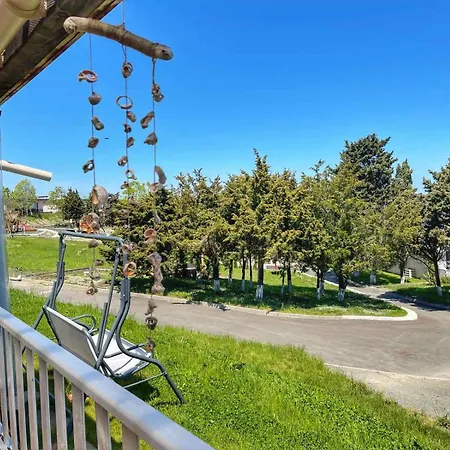 и Kаравани дрийм гардения Kemp Kiten (Burgas)