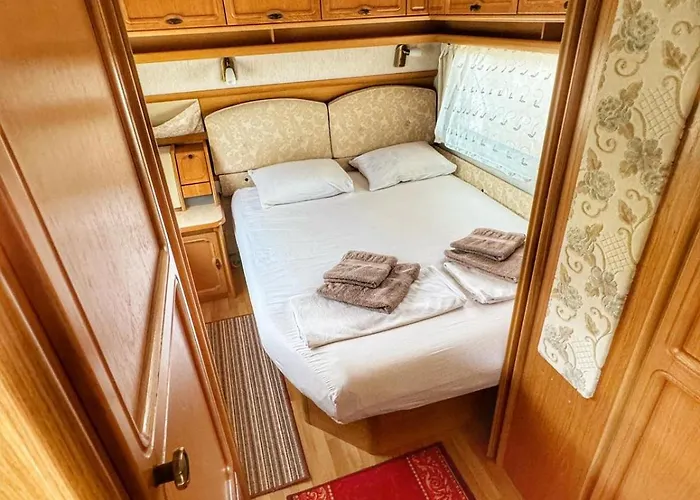 и Kаравани дрийм гардения Campeggio Kiten (Burgas)