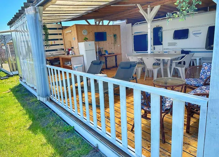 Campeggio и Kаравани дрийм гардения Kiten (Burgas)