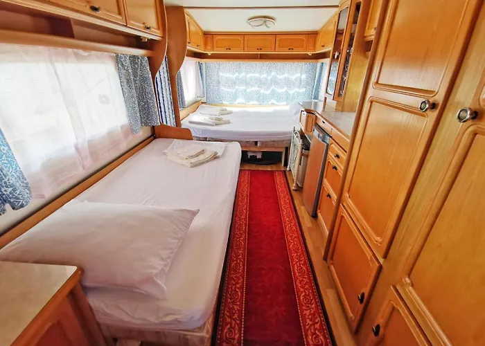 и Kаравани дрийм гардения * Kiten (Burgas)