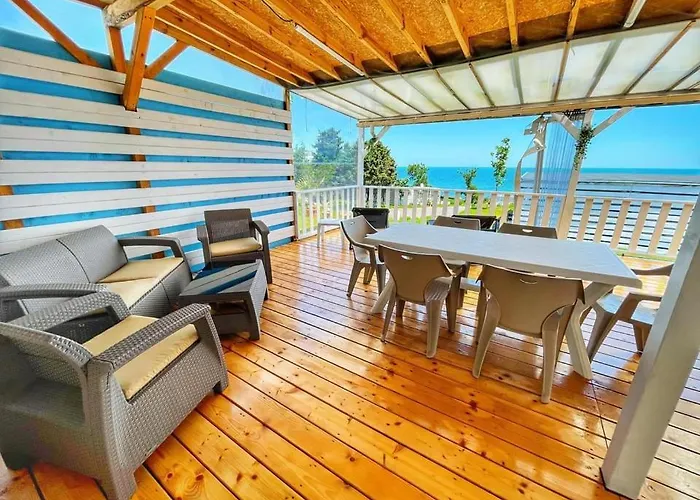 и Kаравани дрийм гардения * Kiten (Burgas)